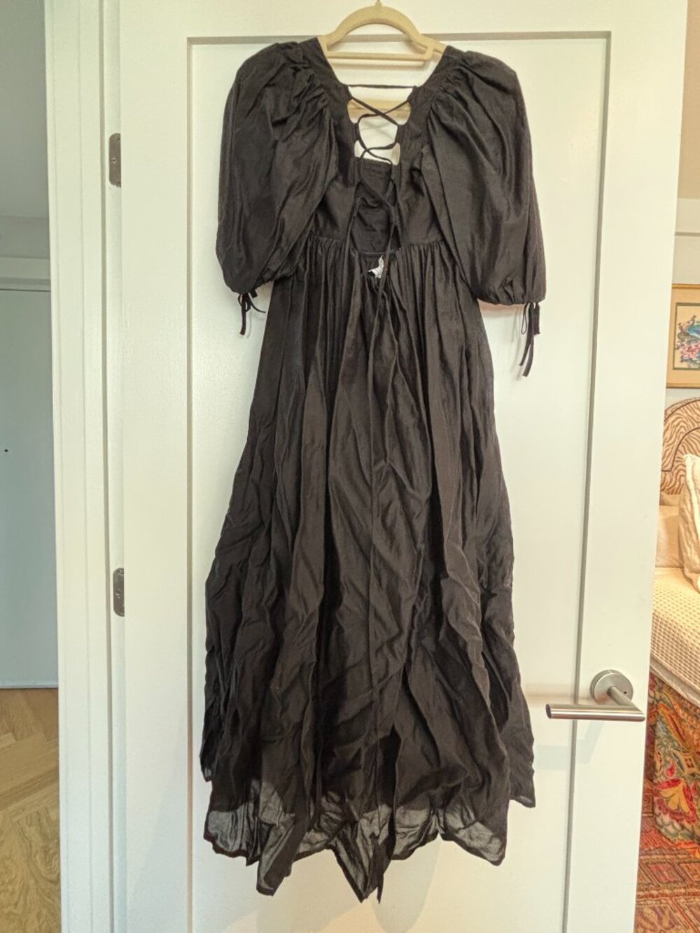 Backless Cocktail Dress - Picture 2 of 3